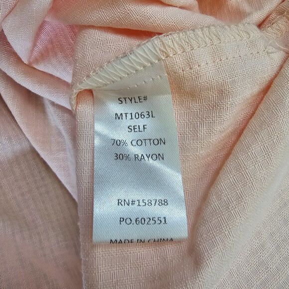 NWOT Mable Mariah CROP LONG SLEEVE BUTTON UP TOP light Pink Size S - Picture 8 of 8